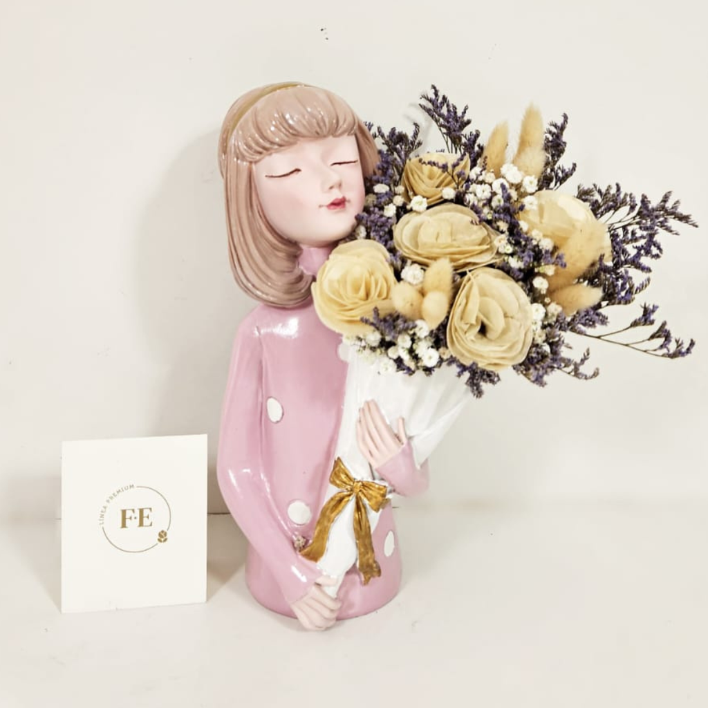 Muñeca Mili - 40 cm de alto