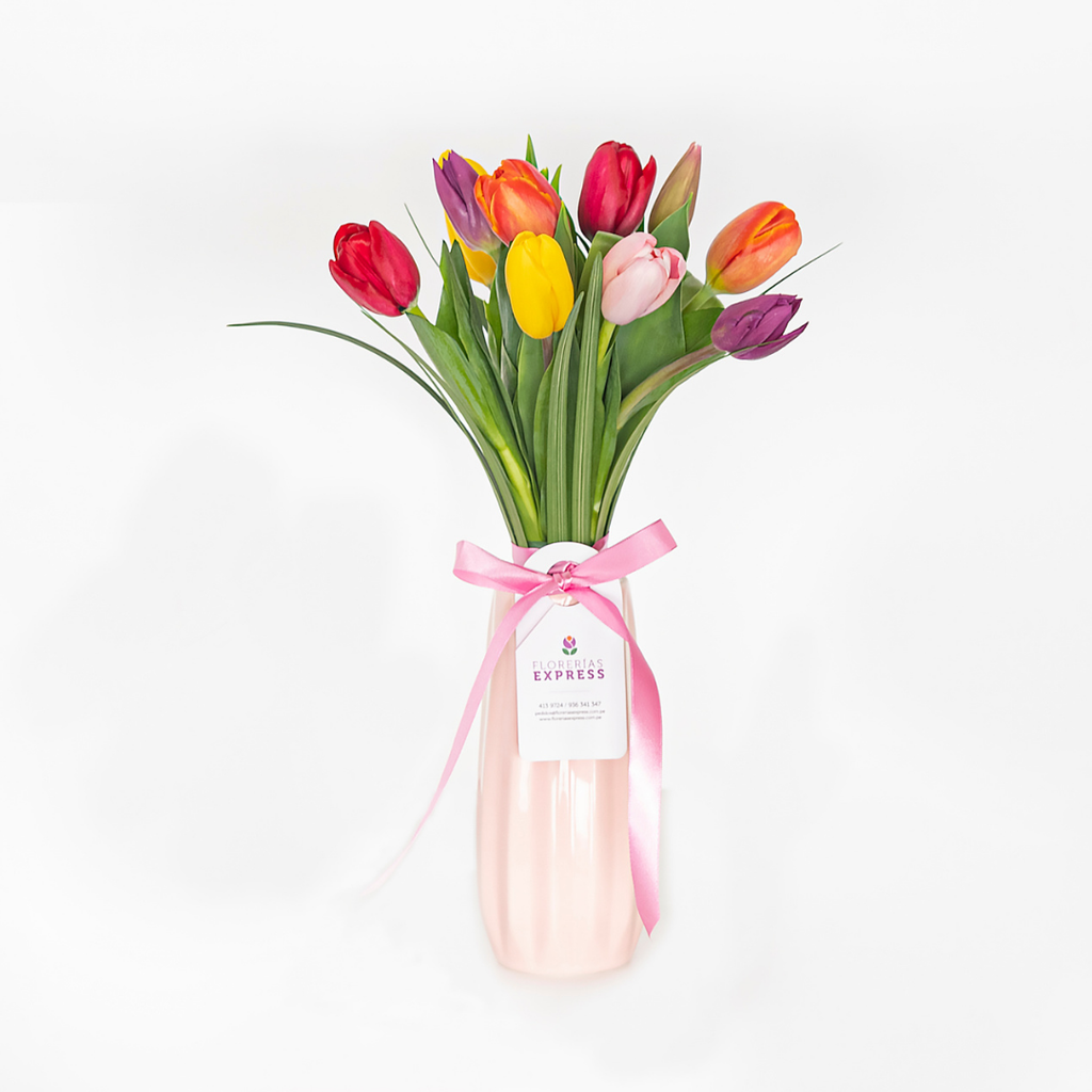 Arreglo Love - 10 Tulips